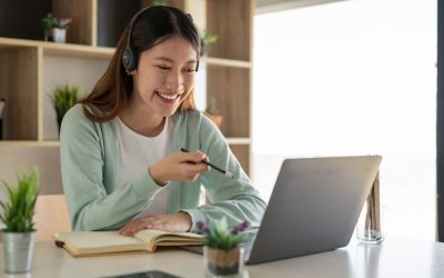 Les Étranges Formations : Devenir Expert en Télépathie